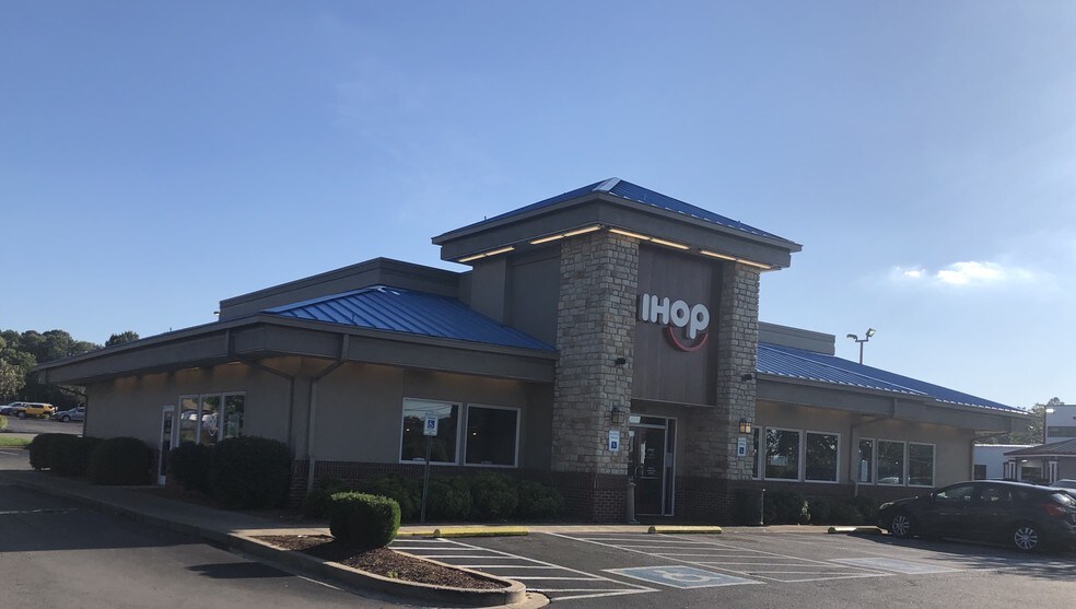 More Photos Of 5420 Target Dr, Antioch Restaurant For Sale