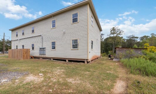 More Photos Of 23576 Mayfly Ln, New Caney Manufactured Housing Mobile Home Park For Sale