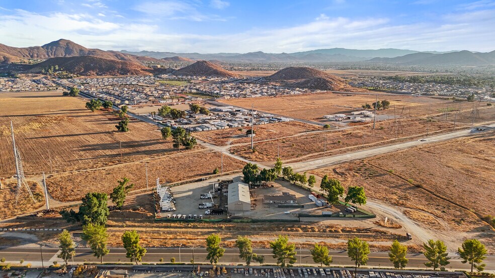 More Photos Of 26420 Palomar Rd, Menifee Industrial For Sale