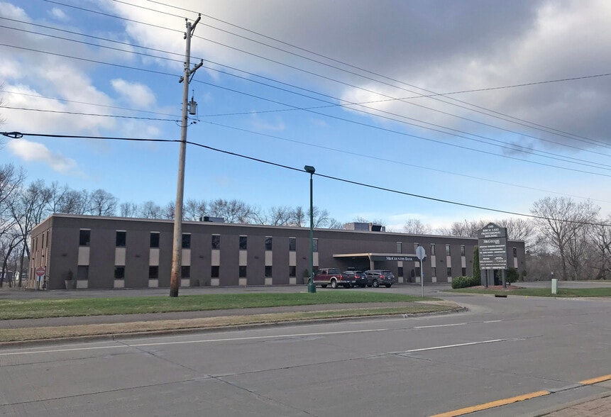 Primary Photo Of 1310 E Highway 96, White Bear Lake Medical For Sale