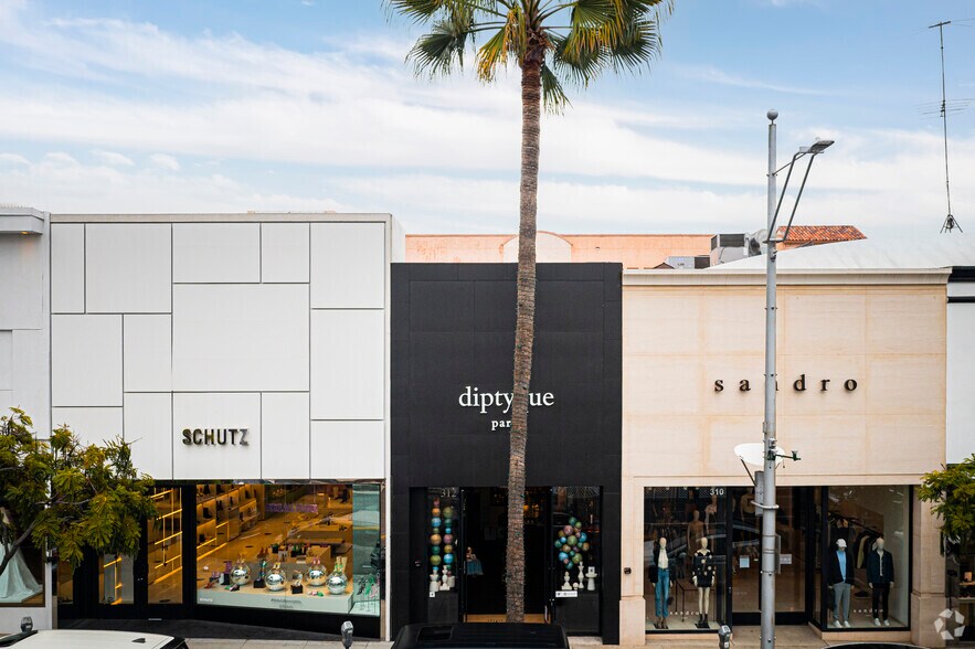More Photos Of 300-312 N Beverly Dr, Beverly Hills Storefront For Lease