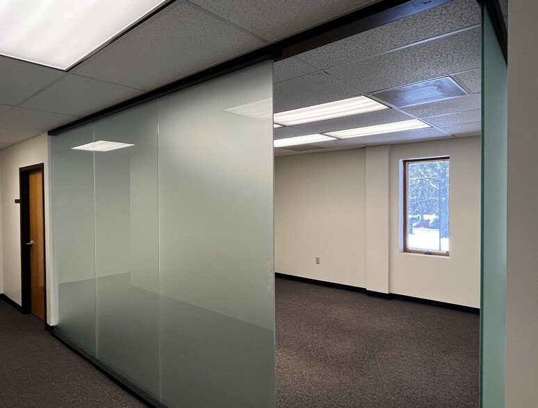 More Photos Of 2 Computer Dr W, Albany Unknown For Lease