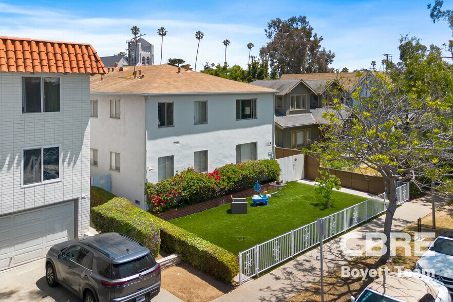 More Photos Of , Santa Monica Multifamily For Sale