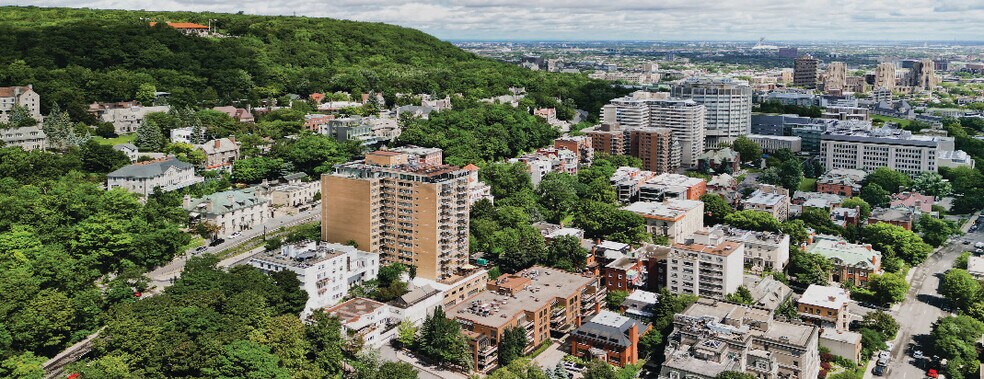 More Photos Of 1400 Av Des Pins O, Montréal Apartments For Sale