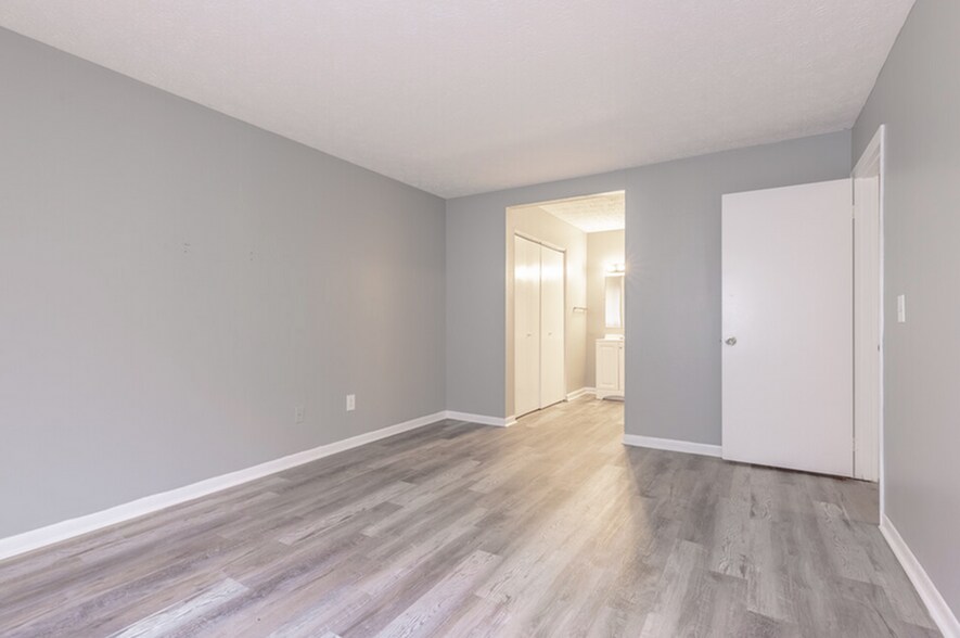 More Photos Of 333 S Mock Rd, Albany Apartments For Sale