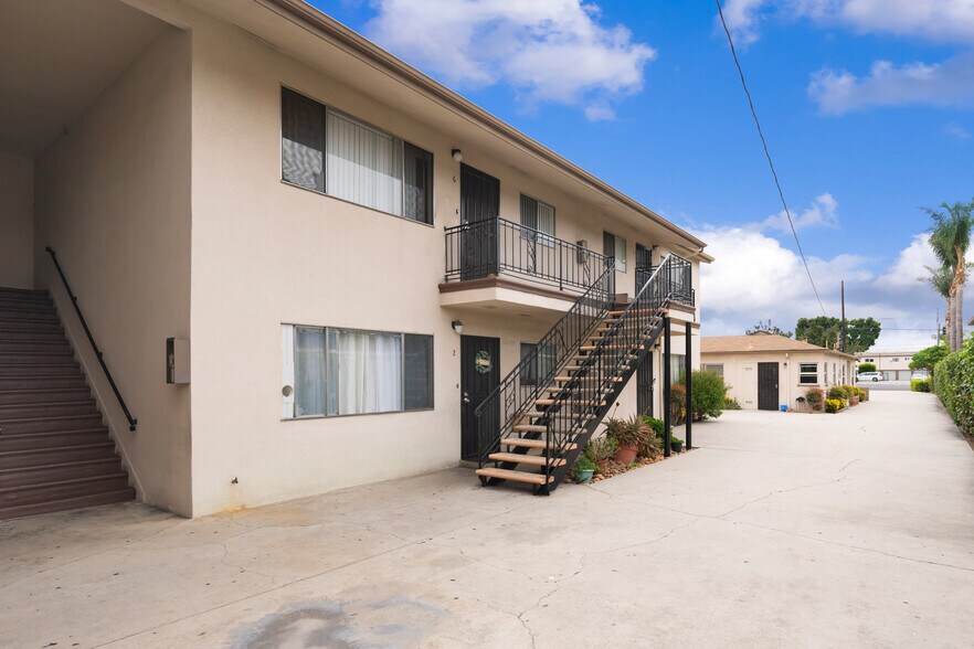 More Photos Of 3301 E Artesia Blvd, Long Beach Apartments For Sale