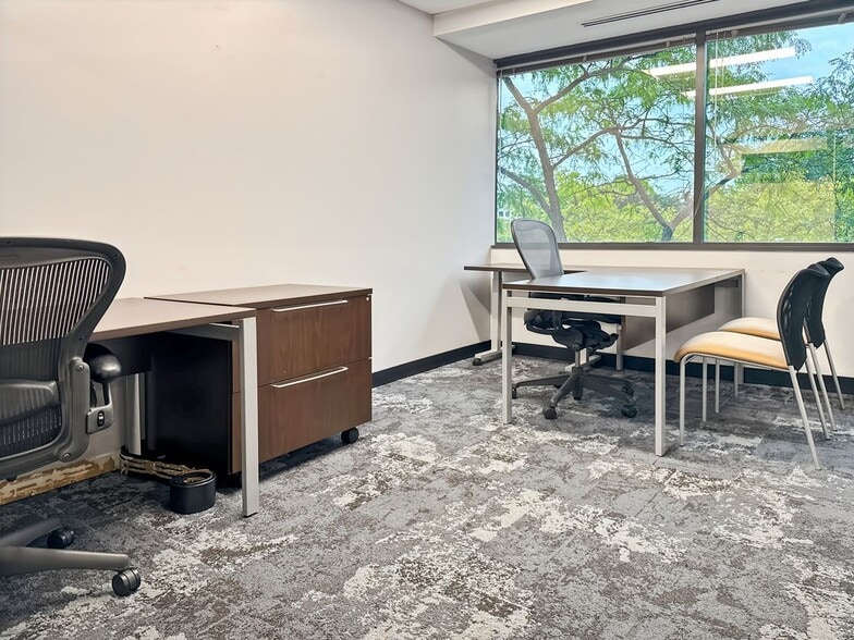More Photos Of 6701 Democracy Blvd, Bethesda Coworking Space