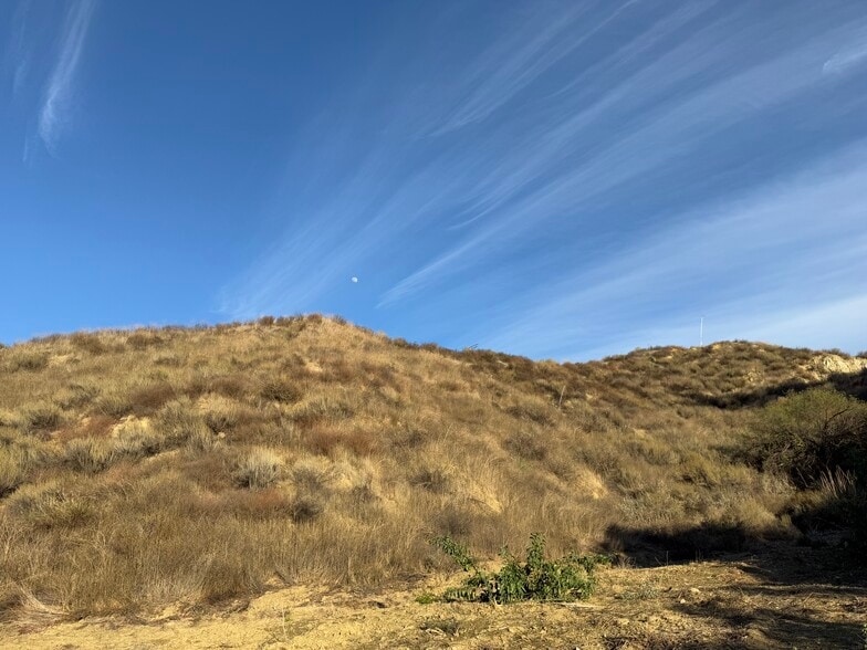 More Photos Of 26355 Central ave, Val Verde Land For Sale