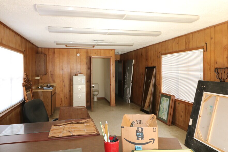 More Photos Of 980 SW 6th Ave, Ocala Office For Sale
