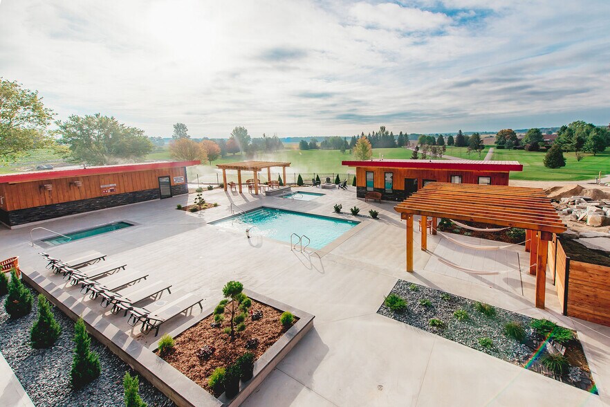 More Photos Of 324183 Mount Elgin Rd, South-West Oxford Golf Course Driving Range For Sale