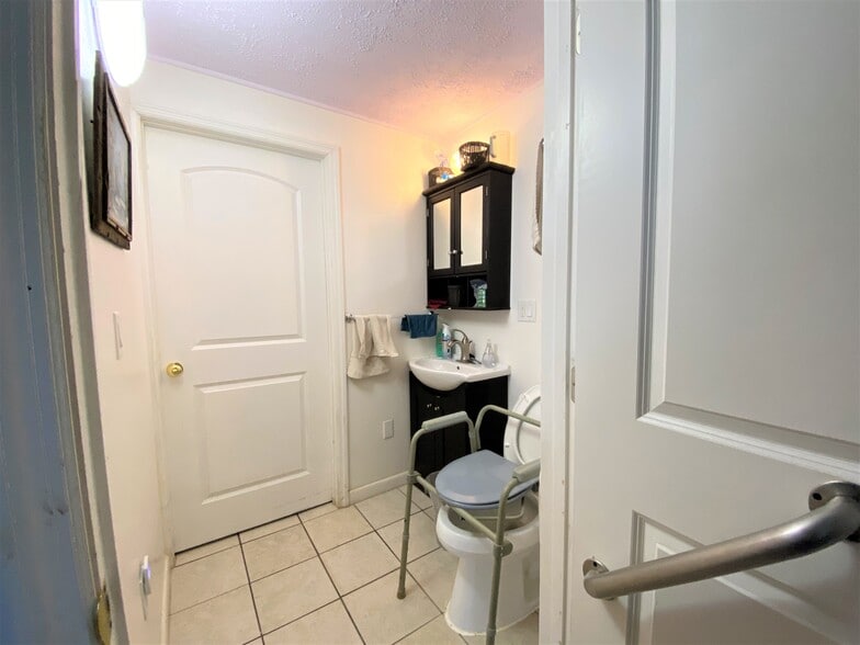 More Photos Of 34017 S Haines Creek Rd, Leesburg Assisted Living For Sale