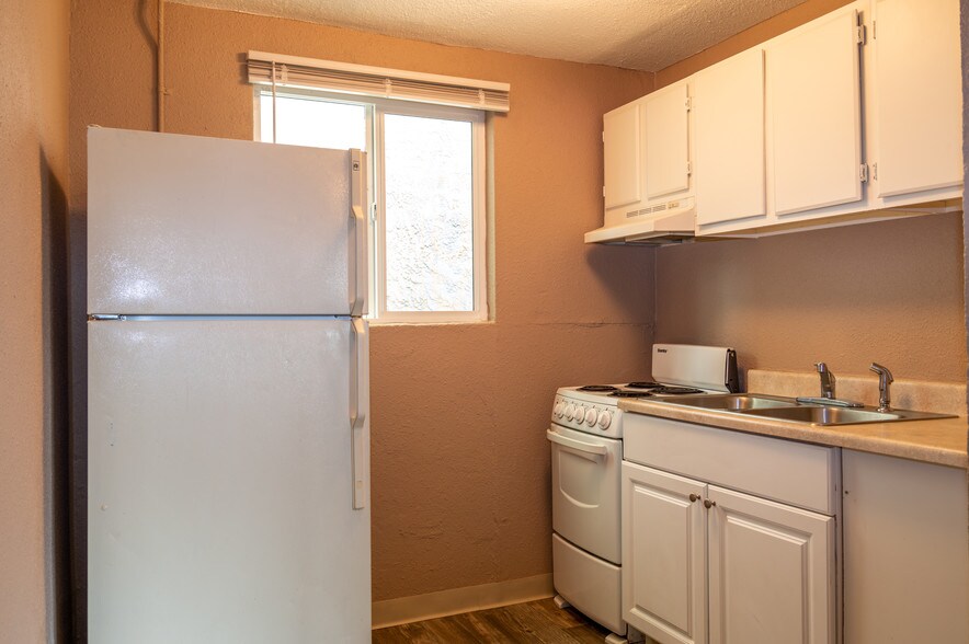 More Photos Of 2411 S 6th Ave, Tucson Apartments For Sale