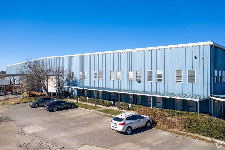 Primary Photo Of 3700 Kyle Crossing, Kyle Manufacturing For Lease