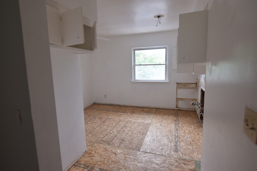 More Photos Of 2646 Noble Rd, Cleveland Apartments For Sale