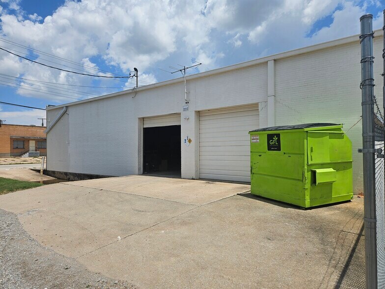 More Photos Of 729 N Virginia Ave, Oklahoma City Warehouse For Lease