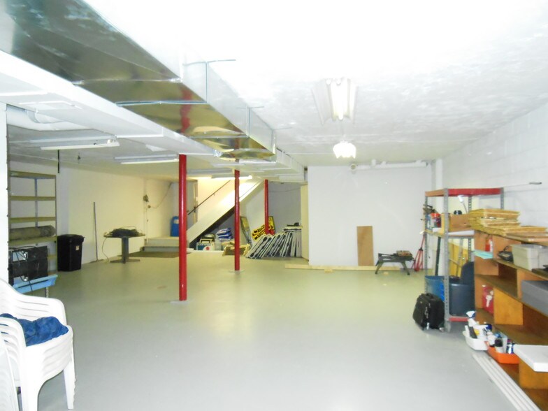 More Photos Of 1583-1587 S Calumet Rd, Chesterton Storefront Retail Office For Lease