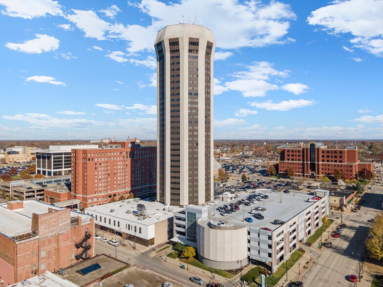 More Photos Of 700 E Adams St, Springfield Hotel For Sale