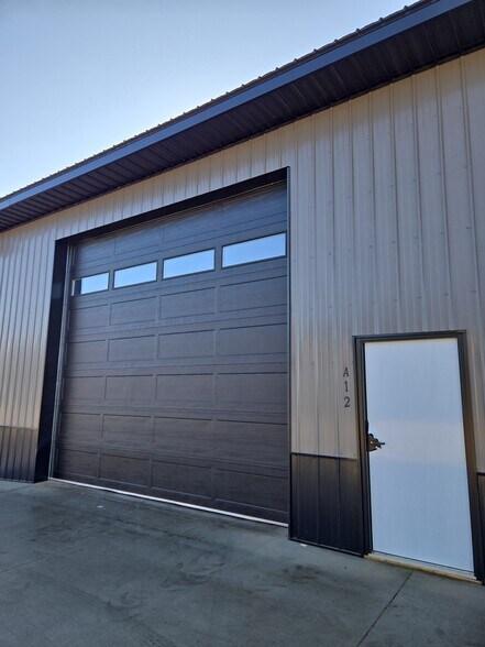 More Photos Of 47795 Van Donge St, Sioux Falls Industrial For Sale
