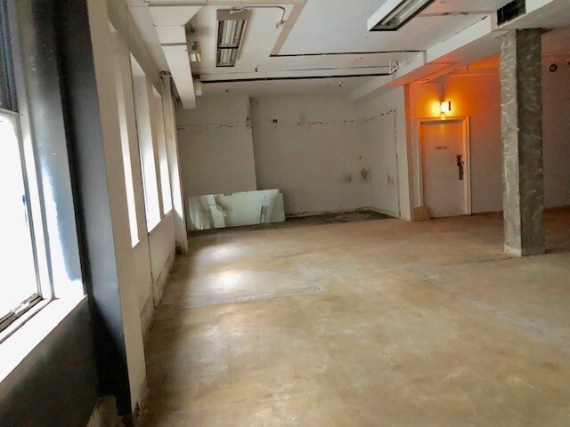 More Photos Of 9 N Wabash Ave, Chicago Loft Creative Space For Lease