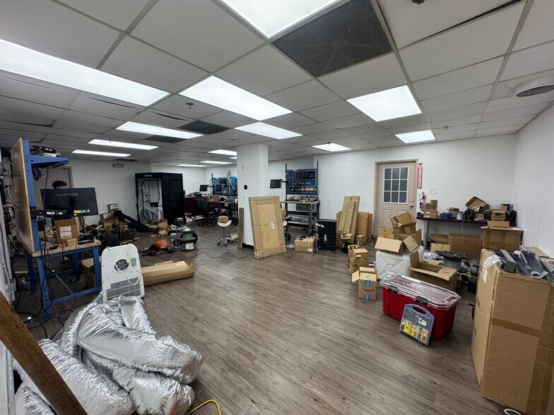 More Photos Of 2915 E Washington Blvd, Los Angeles Warehouse For Sale