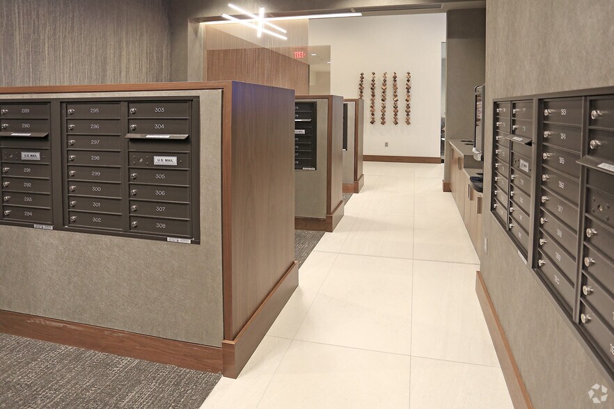 More Photos Of 365 Nicollet Mall, Minneapolis Apartments For Sale