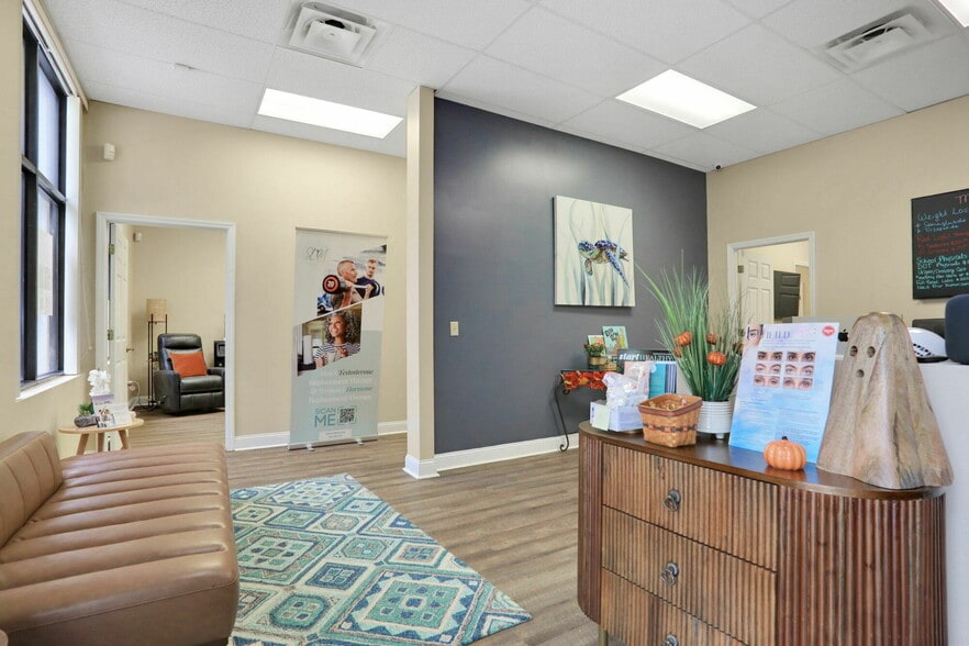 More Photos Of 12428 San Jose Blvd, Jacksonville Office For Sale