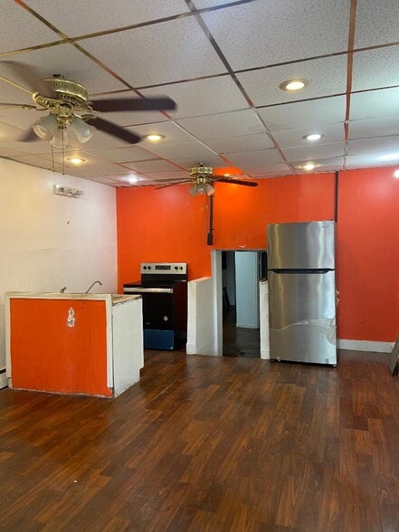 More Photos Of 6249 Haverford Ave, Philadelphia Storefront Retail Residential For Lease