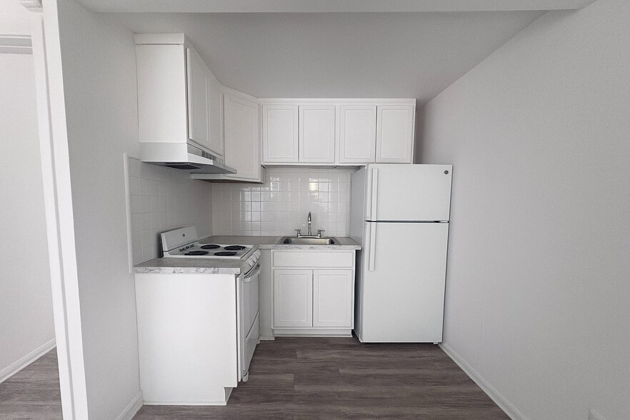 More Photos Of 12400 Greenwood Ave, Blue Island Apartments For Sale
