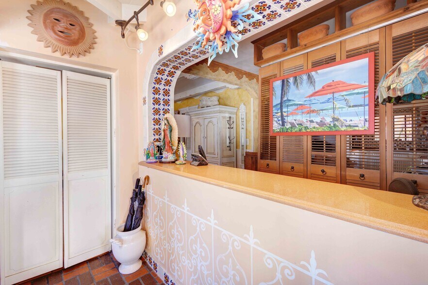 More Photos Of 4525 El Mar Dr, Lauderdale-by-the-Sea Hotel For Sale