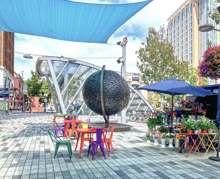 More Photos Of 2087 Addison St, Berkeley Unknown For Lease