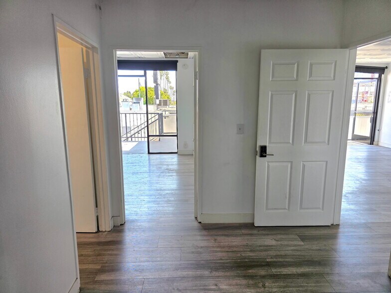More Photos Of 1711 Winona Blvd, Los Angeles Loft Creative Space For Lease