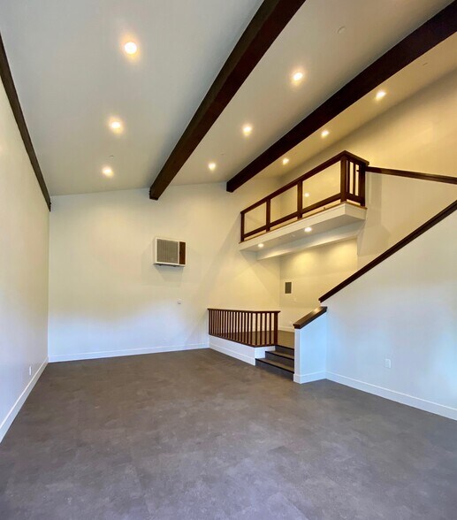 More Photos Of 8 El Caminito Rd, Carmel Valley Specialty For Sale