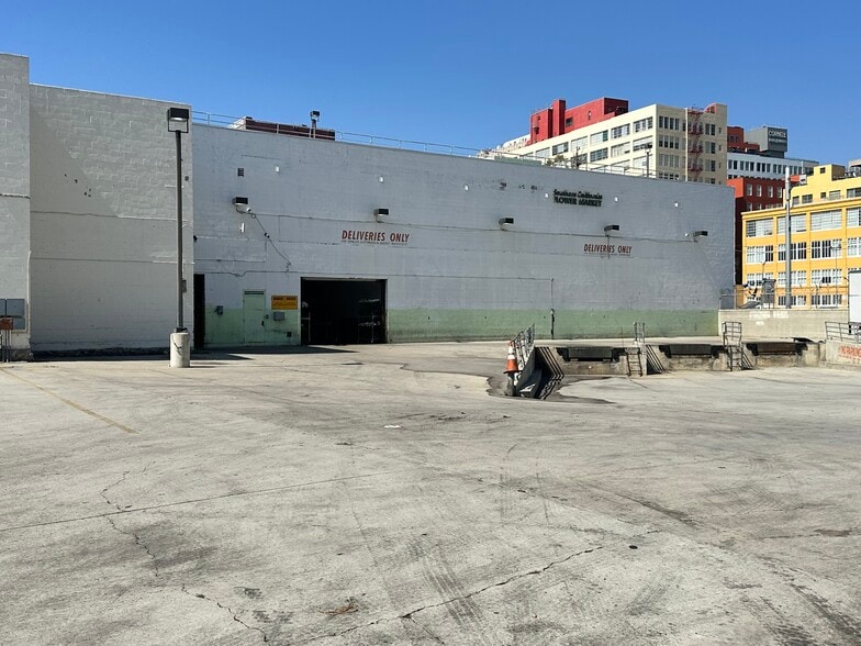 More Photos Of 755 S Wall St, Los Angeles Storefront For Lease