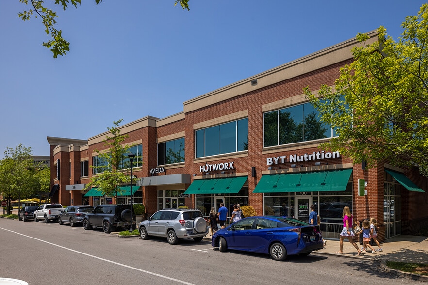 More Photos Of 5000 Meridian Blvd, Franklin Unknown For Lease