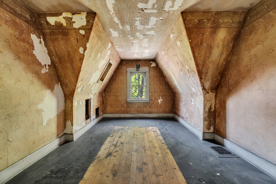 More Photos Of 51 Trumbull St, New Haven Office For Sale