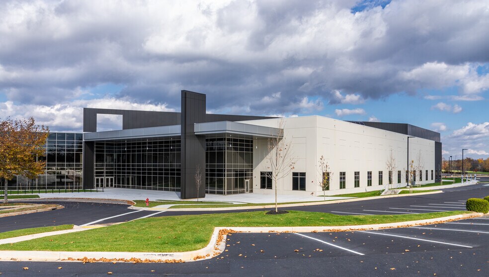 More Photos Of 8484 Progress Dr, Frederick Research And Development For Lease