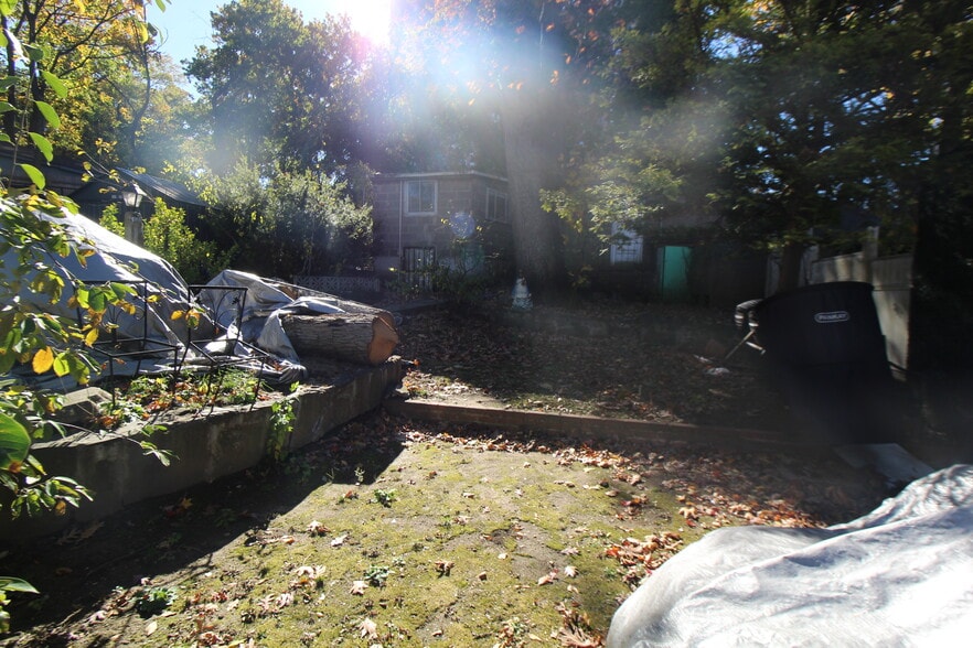 More Photos Of 568 W 261st St, Bronx Land For Sale