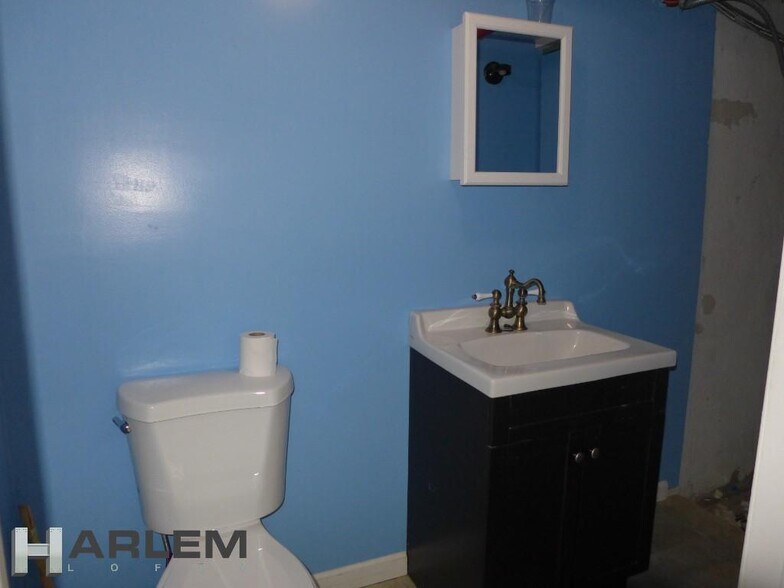 More Photos Of 764 Saint Nicholas Ave, New York Storefront Retail Office For Sale