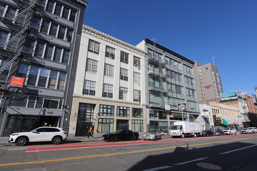 More Photos Of 982 Mission St, San Francisco Loft Creative Space For Lease
