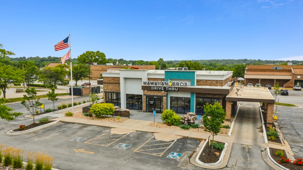 Primary Photo Of 12120 College Blvd, Overland Park General Retail For Sale
