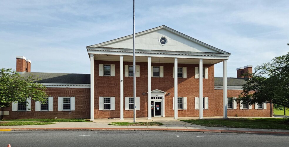 Primary Photo Of 55 Loockerman Plz, Dover Specialty For Lease