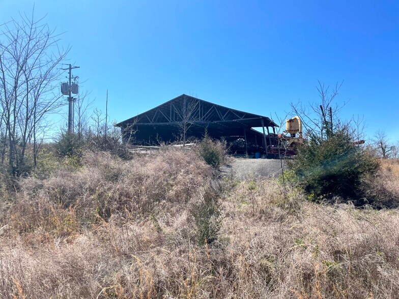 More Photos Of 3016 Highway 81, Fall Branch Land For Sale