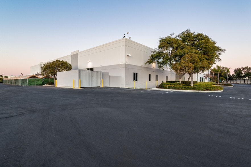 More Photos Of 6215 El Camino Real, Carlsbad Light Manufacturing For Lease