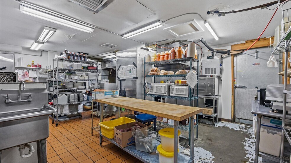More Photos Of 2178 Railroad Ave, Rifle Restaurant For Sale