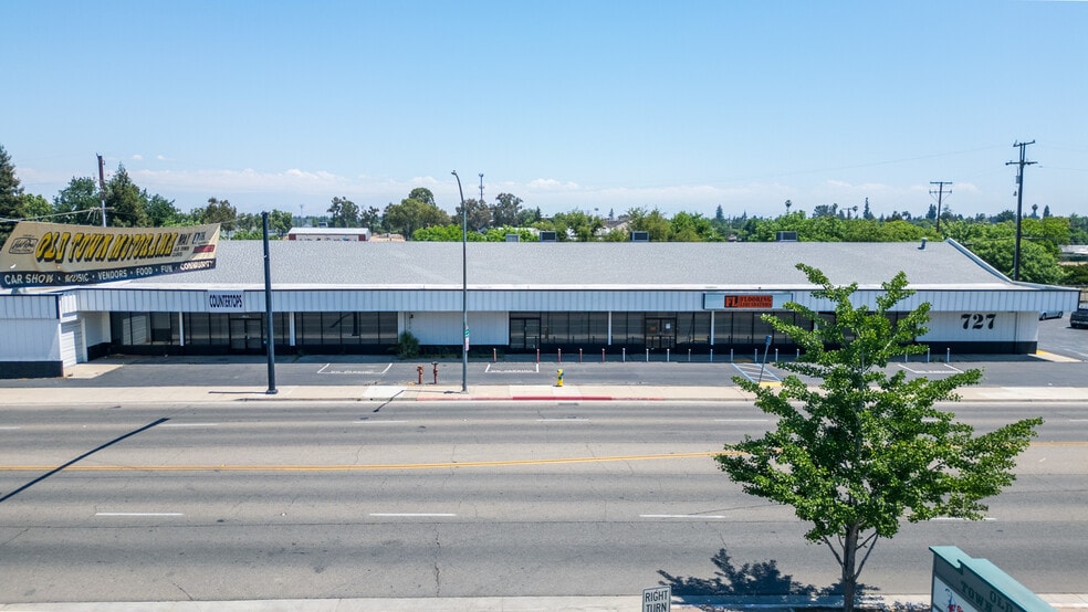 More Photos Of 727 Clovis Ave, Clovis Freestanding For Sale