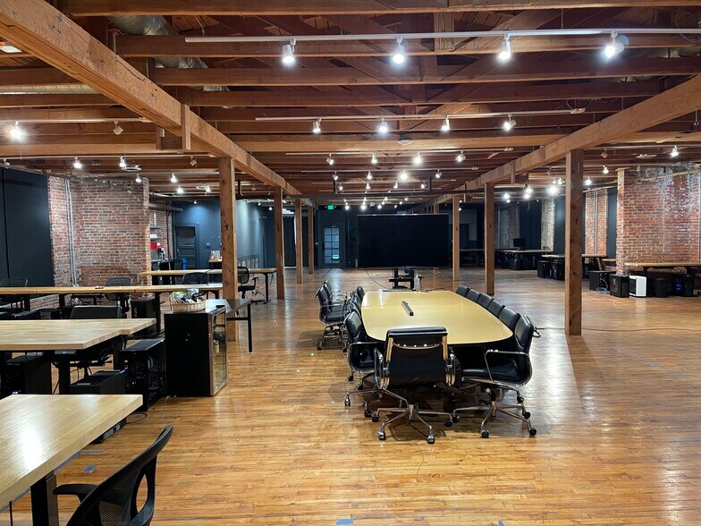 More Photos Of 2626 Lacy St, Los Angeles Warehouse For Sale