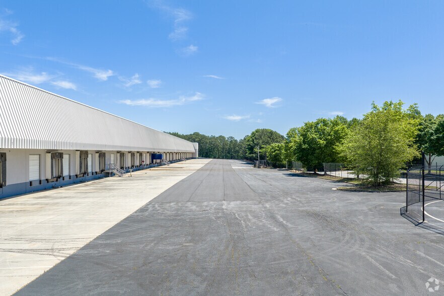 More Photos Of 4787 Stalwart Dr, Fairburn Warehouse For Sale