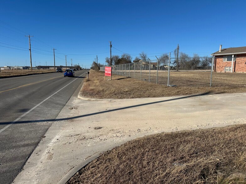 More Photos Of 701 Patriot Way, Georgetown Land For Lease