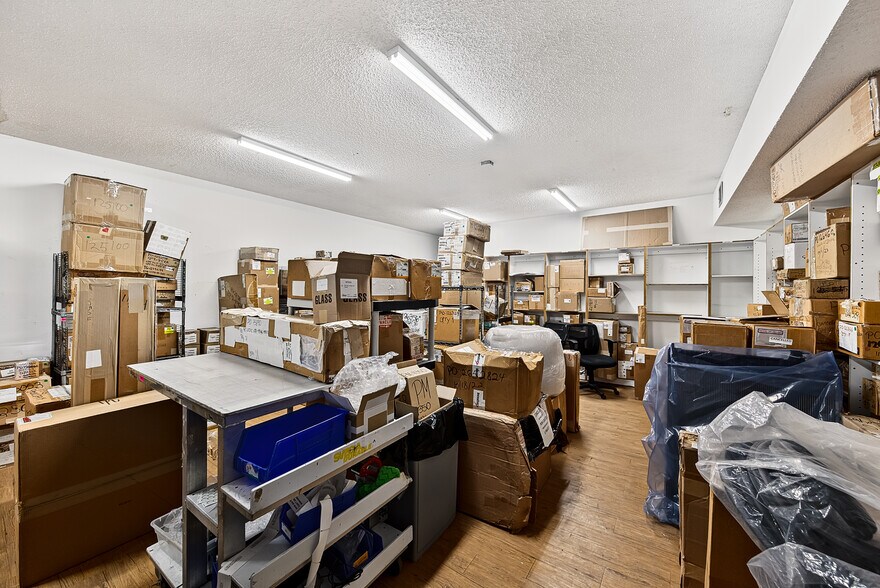 More Photos Of 936-940 NW 1st St, Fort Lauderdale Warehouse For Sale