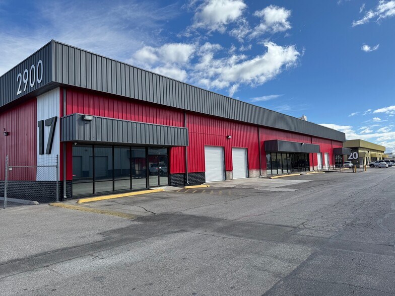 Primary Photo Of 2900 S Highland Dr, Las Vegas Warehouse For Lease